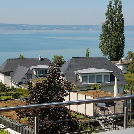 Ferienwohnungen Der Loewen Hagnau am Bodensee Exterior foto