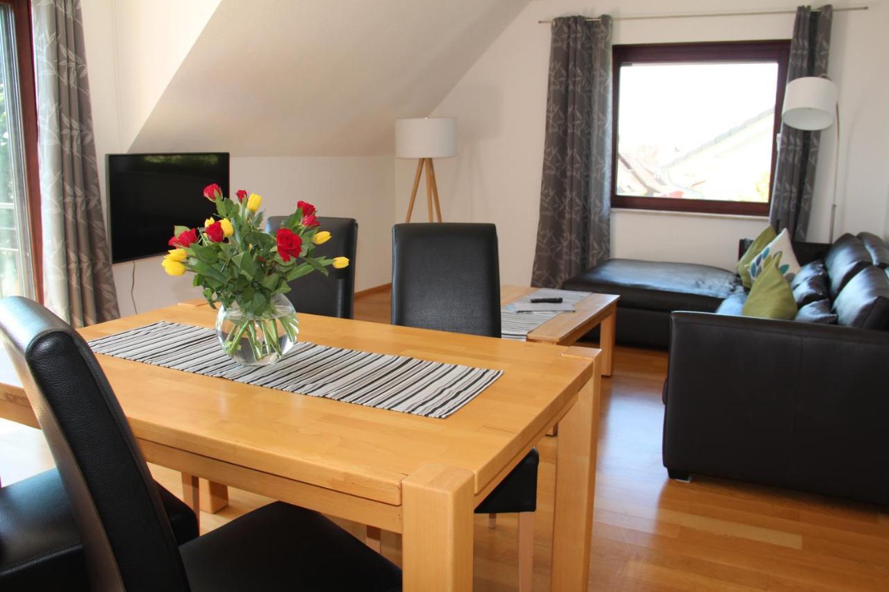 Der Loewen Apartment *